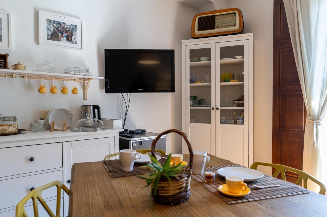 Casa Dell'Escursionista Bed & Breakfast Cerchiara di Calabria ภายนอก รูปภาพ