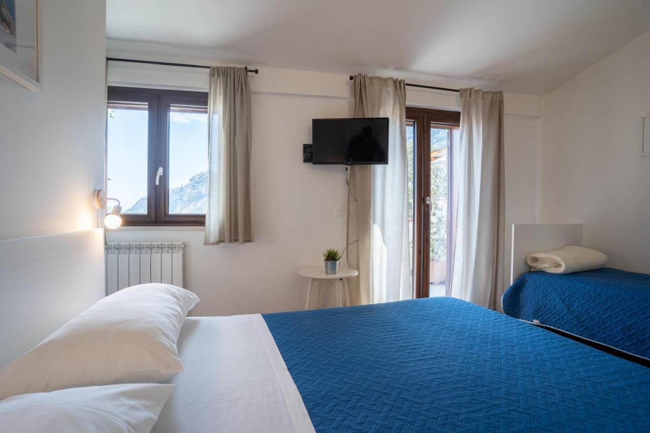 Casa Dell'Escursionista Bed & Breakfast Cerchiara di Calabria ภายนอก รูปภาพ