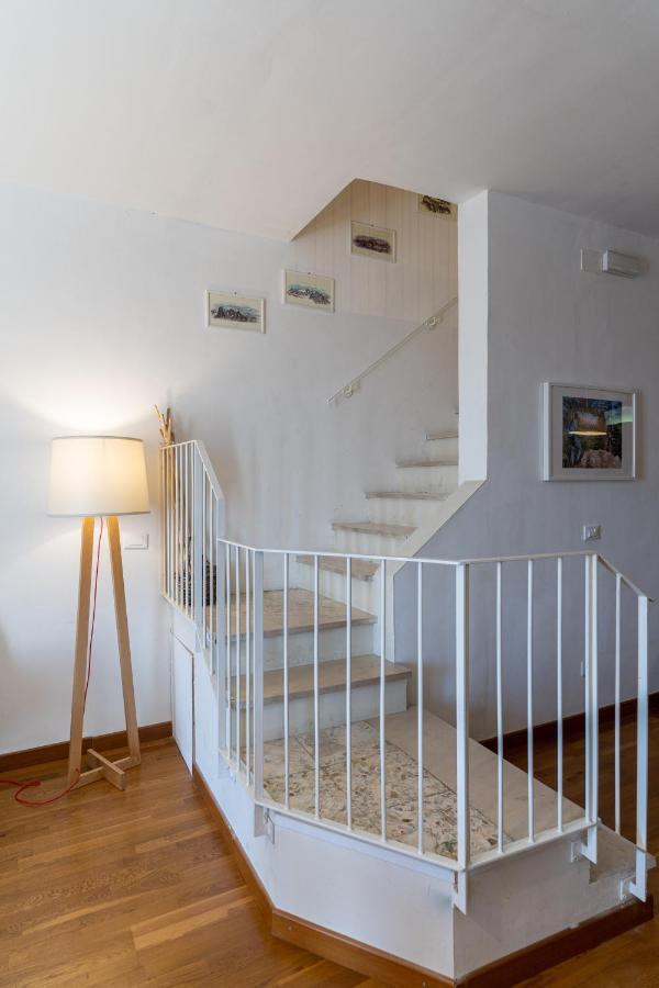 Casa Dell'Escursionista Bed & Breakfast Cerchiara di Calabria ภายนอก รูปภาพ