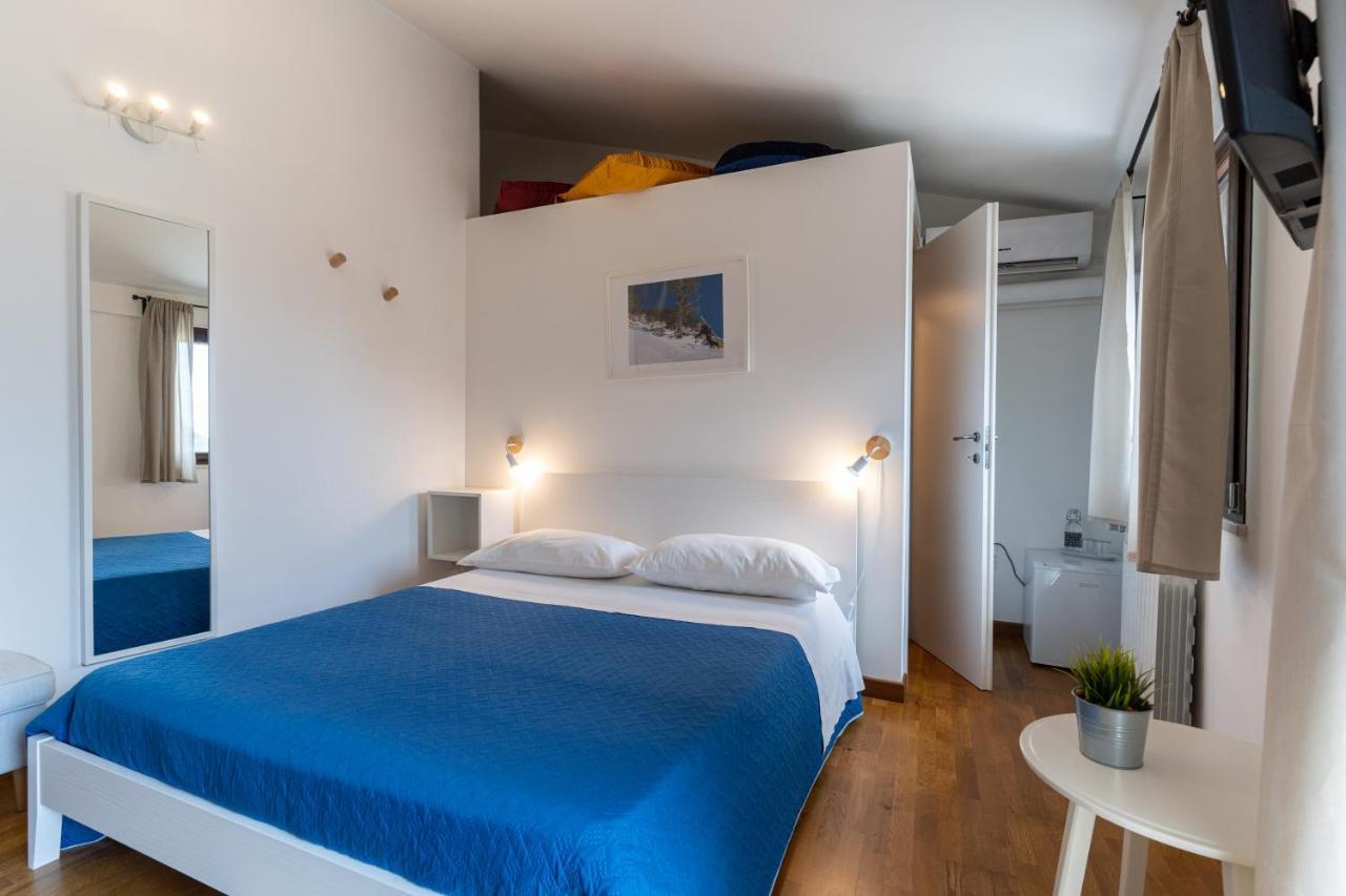 Casa Dell'Escursionista Bed & Breakfast Cerchiara di Calabria ภายนอก รูปภาพ