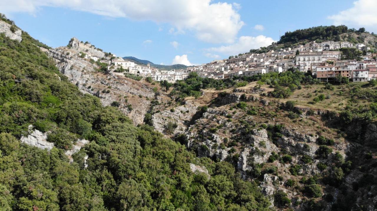 Casa Dell'Escursionista Bed & Breakfast Cerchiara di Calabria ภายนอก รูปภาพ