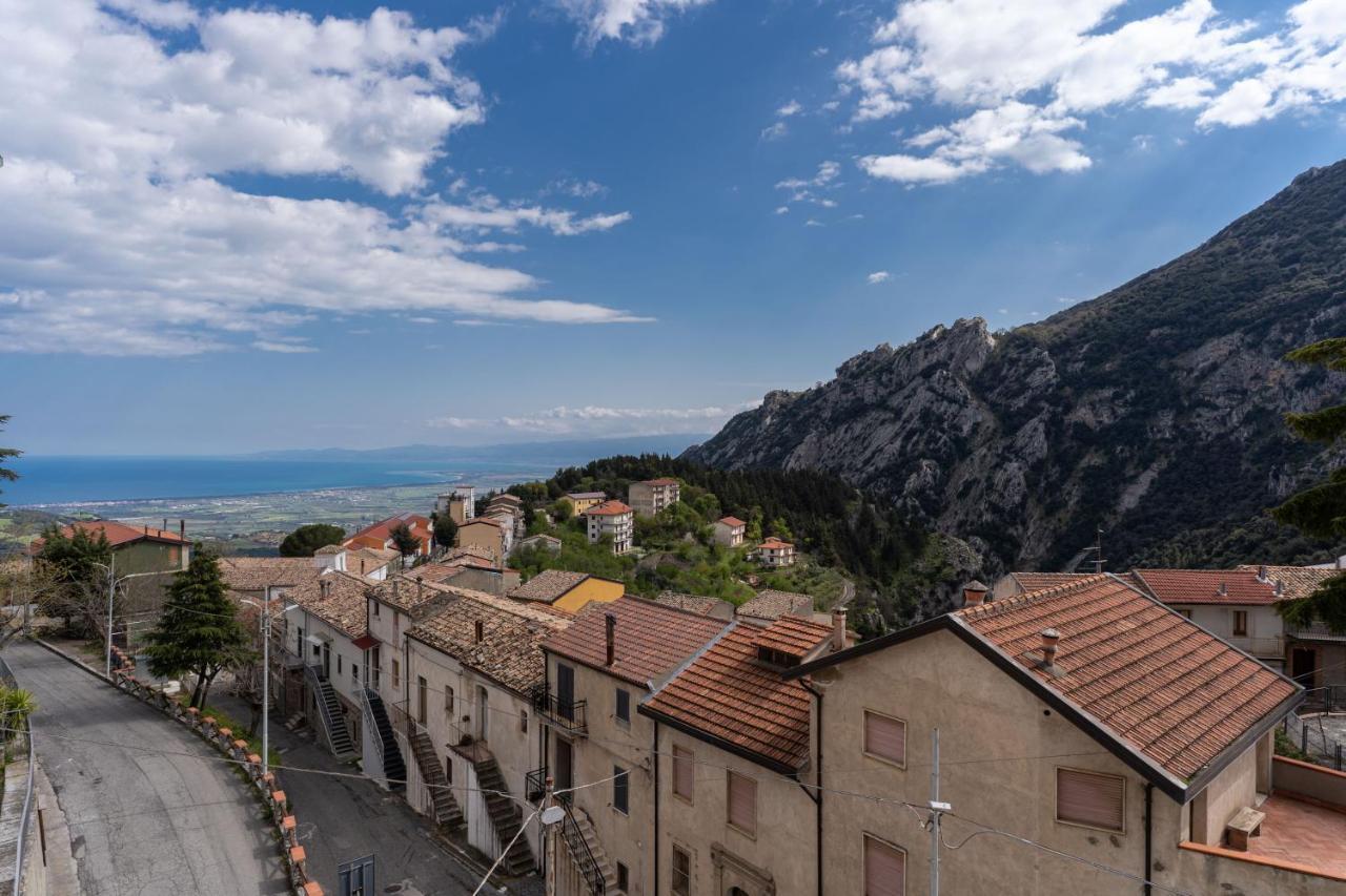 Casa Dell'Escursionista Bed & Breakfast Cerchiara di Calabria ภายนอก รูปภาพ