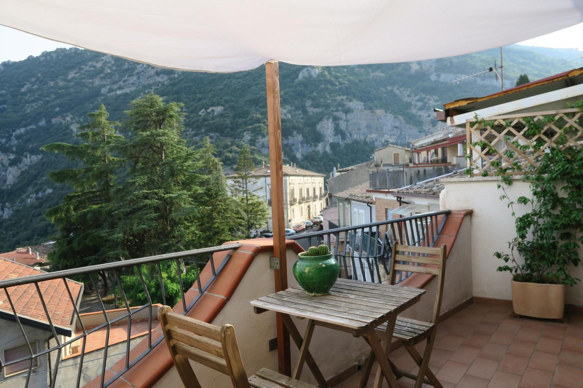 Casa Dell'Escursionista Bed & Breakfast Cerchiara di Calabria ภายนอก รูปภาพ