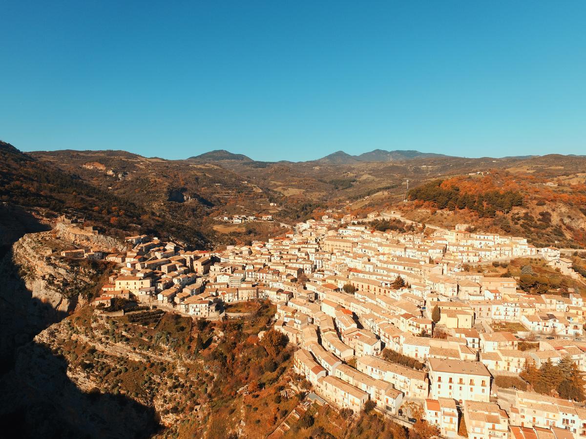 Casa Dell'Escursionista Bed & Breakfast Cerchiara di Calabria ภายนอก รูปภาพ